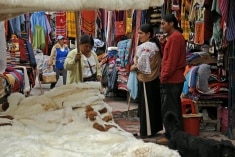 שטיחי עבודת יד - מהודו ועד פתח הבית שלנו
